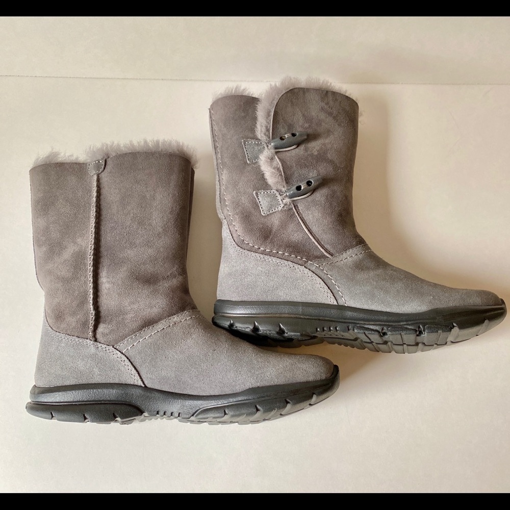 ❄️NWOB ABEO Lite❄️ Boots Genuine Shearling Grey 8
